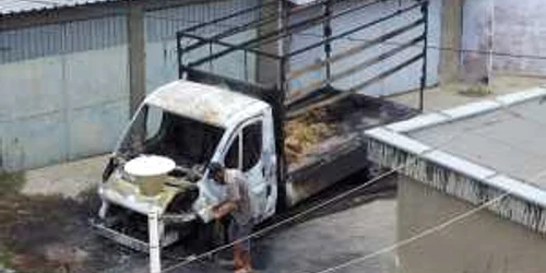 Epava camionetei Foto: Alin Budeanu