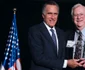 Senatorul Mitt Romney si James Rosapepe foto arhiva personala jpg