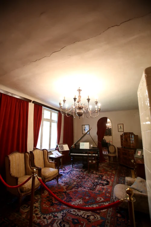 casa george enescu FG