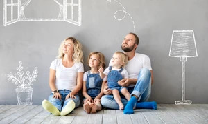 Familie cu doi copii FOTO Shutterstock 