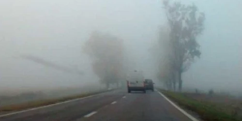 Ceaţa îngreunează traficul