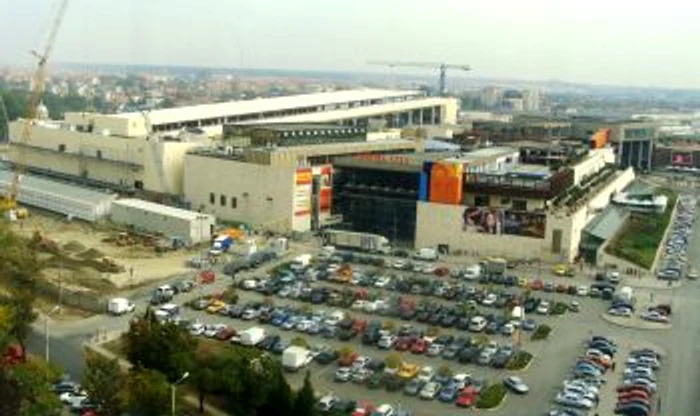 Timişoara: Cea mai mare parcare subterană din Banat se construieşte sub Iulius Mall