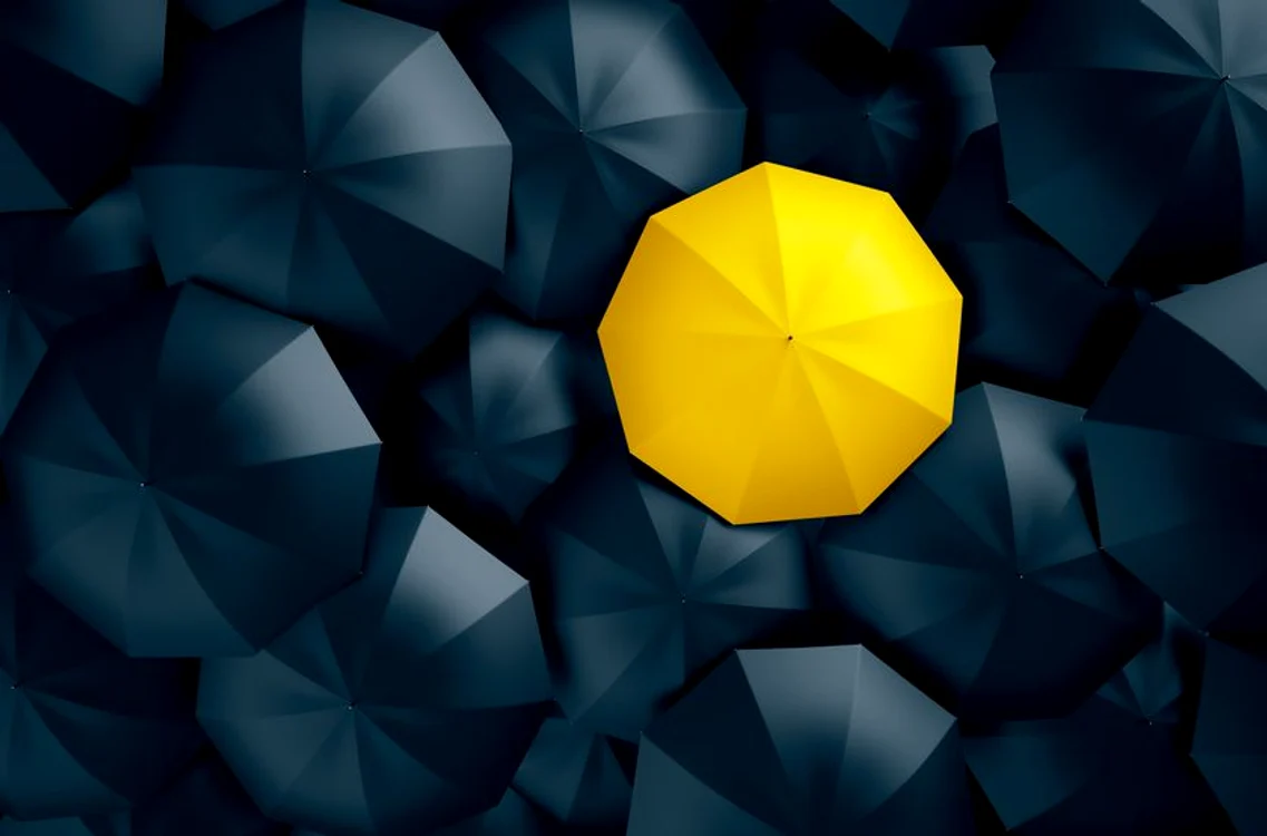 
    Umbra generată de umbrelă era considerată a fi sacră @shutterstockclickpentrufemei.ro  