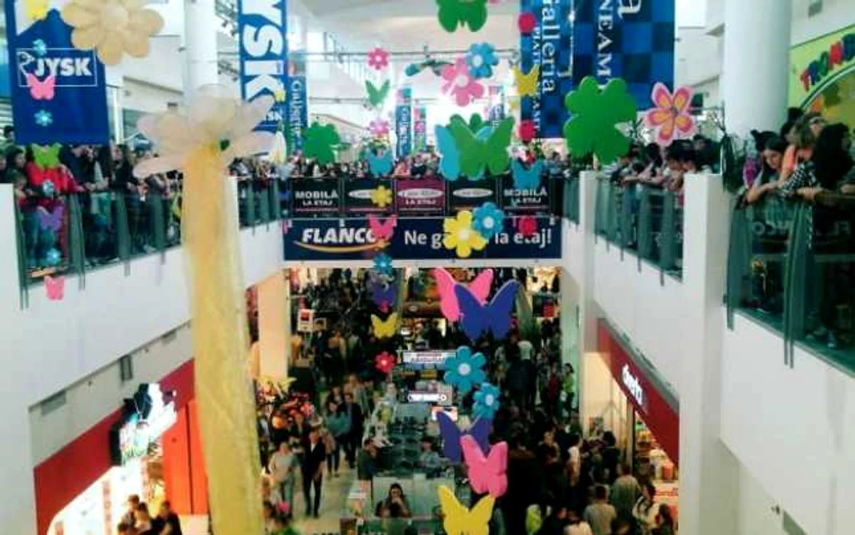 Concertul Carla's Dreams a umplut până la refuz complexul comercial FOTO: facebook