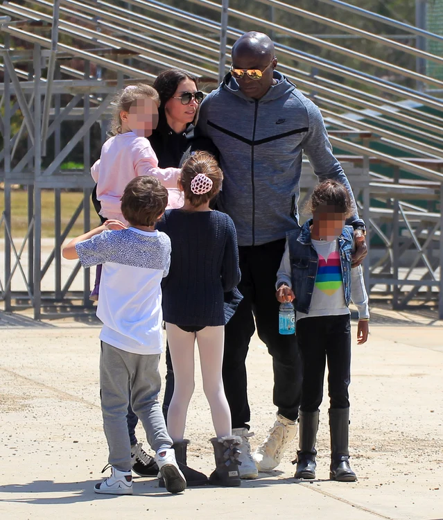 Seal and Erica Parker take their children to the park for a football game in Brentwood (Blurred) jpeg
