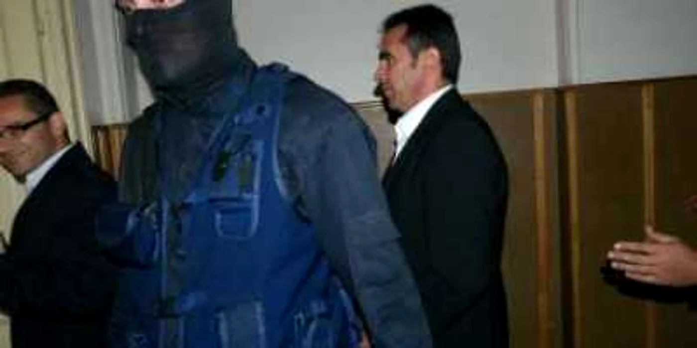 Piteşti: Dosarul "Corupţie în fotbal" a fost amânat pentru 15 octombrie