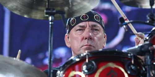 Neil Peart a murit