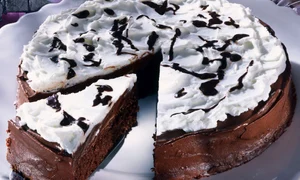 tort cu crema de ciocolata jpeg