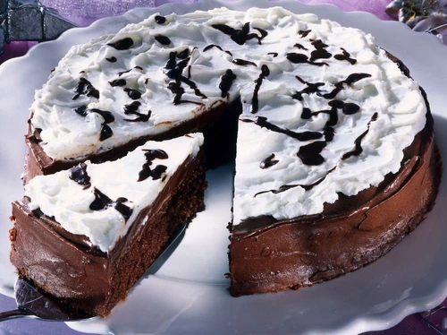 tort cu crema de ciocolata jpeg