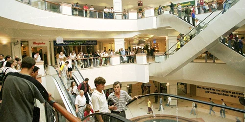 Bucuresti Mall 2001