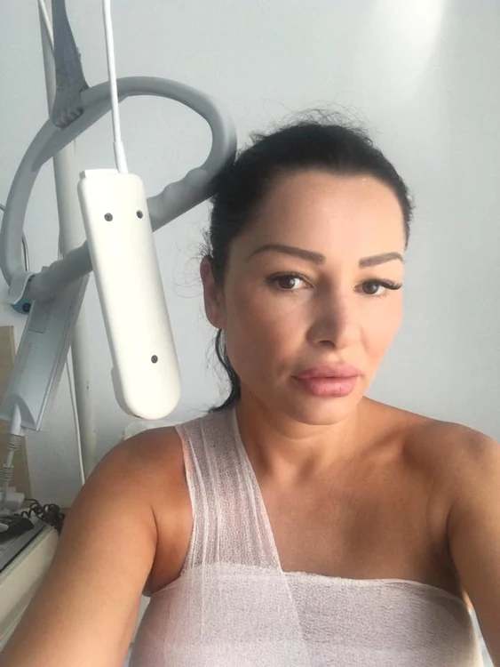 Brigitte Sfăt, la clinica privată din Viena