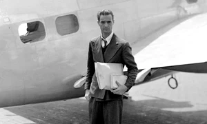 howard jughes e1430860364983 jpeg