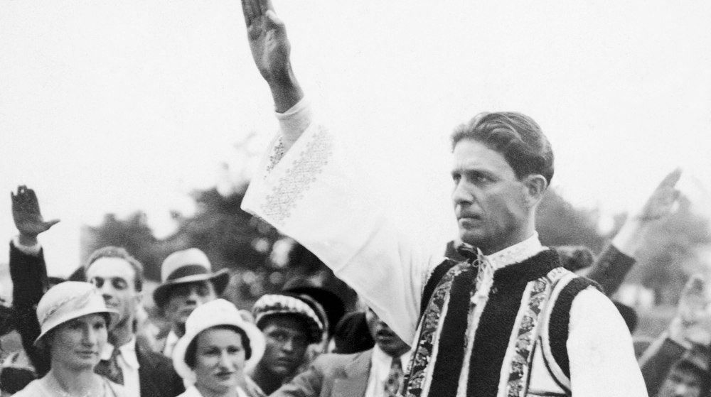 Câți bani a valorat viața lui Corneliu Zelea Codreanu. Filmul asasinării întemeietorului Mișcării Legionare și sumele de bani puse la bătaie de Carol al II-lea