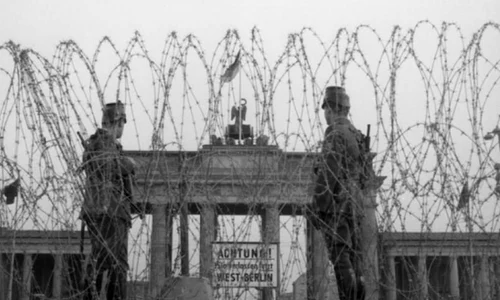 Zidul Berlinului, un abuz acceptat tacit de Occident jpeg