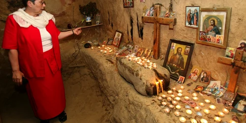 Templul Ursitelor de la Sinca 3