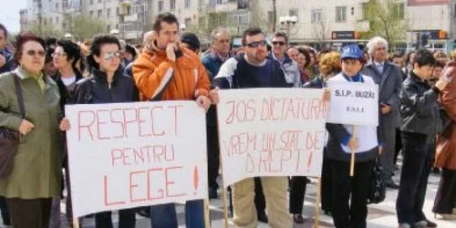 Dascălii ar putea intra din nou în grevă-foto: Arhiva