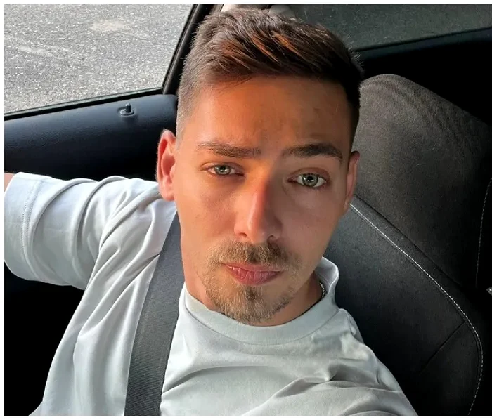 Alexandru avea 26 de ani 