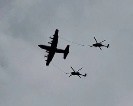 Momentul în care elicoptere de salvare ale SUA sunt atacate în Iran. Teheranul oferă 60.000 de euro pentru capturarea pilotului american