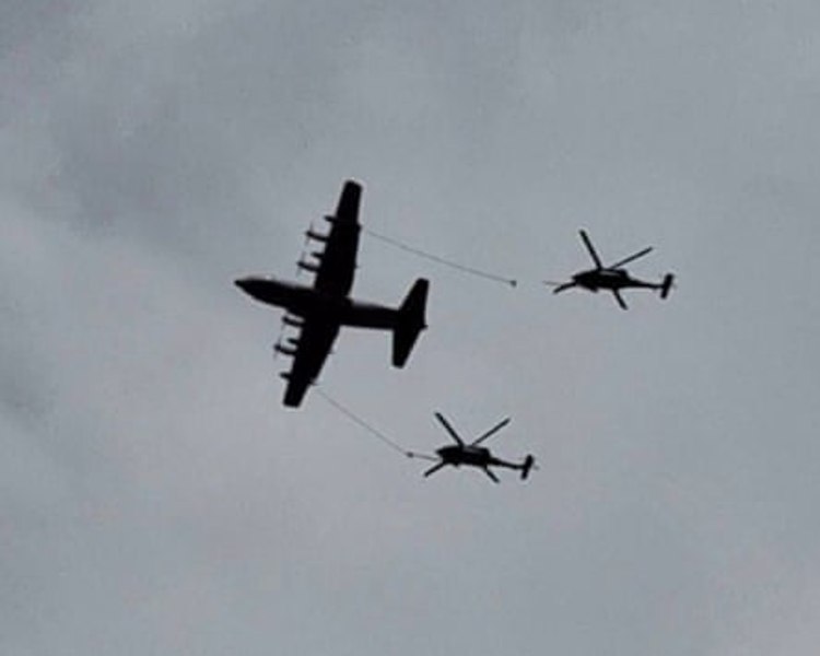 Momentul în care elicoptere de salvare ale SUA sunt atacate în Iran. Teheranul oferă 60.000 de euro pentru capturarea pilotului american