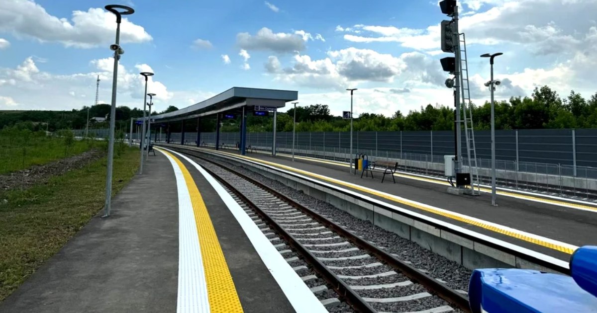 Încep lucrările de electrificare a primei căi ferate din România. Cum va fi reorganizată circulația trenurilor