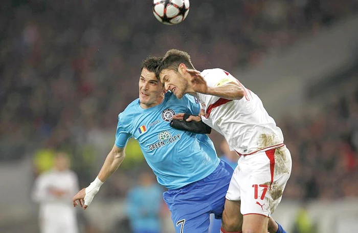 
    Bilaşco a jucat în  Liga Campionilor cu  un bandaj special  