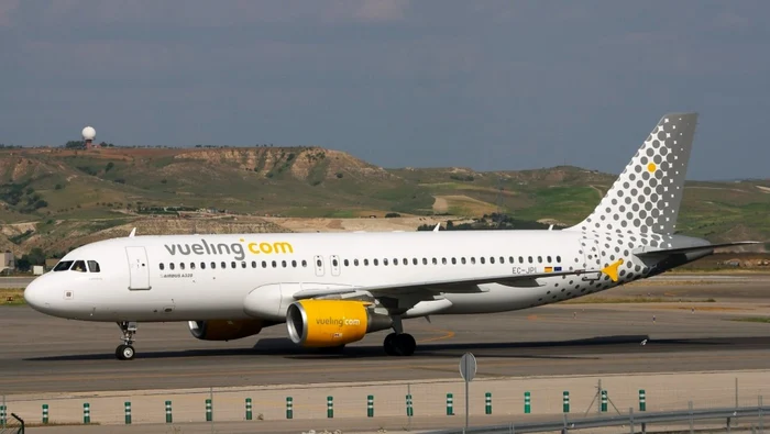 Piloţii companiei Vueling intră în grevă