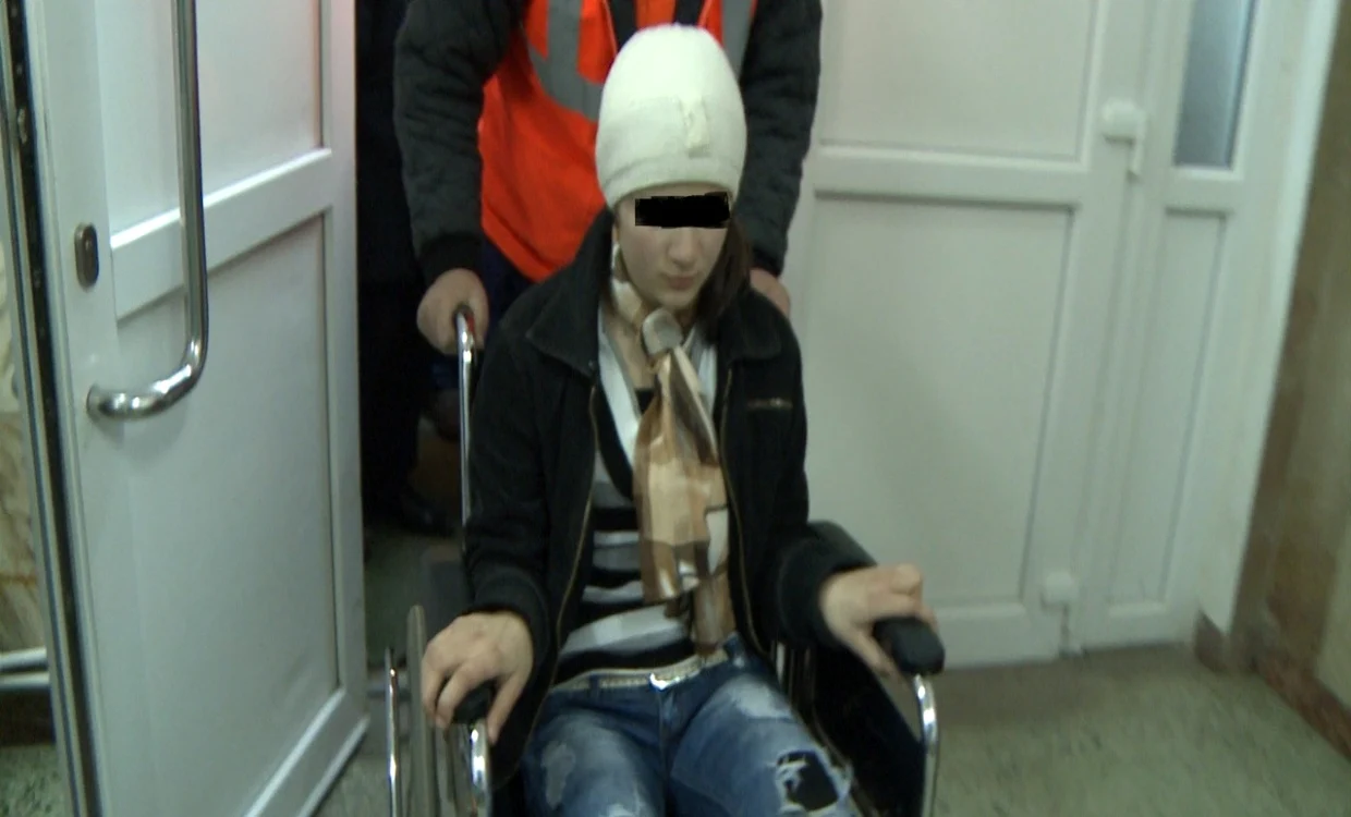 Eleva din săteni a fost supusă unui control medical. FOTO Ionuţ Dima