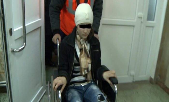 Eleva din săteni a fost supusă unui control medical. FOTO Ionuţ Dima
