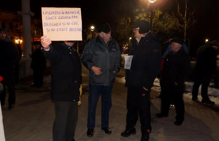 Punctul de intalnire a fost Prefectura Mehedinti FOTO Alexandra Georgescu