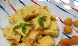 placinta cu caise jpeg