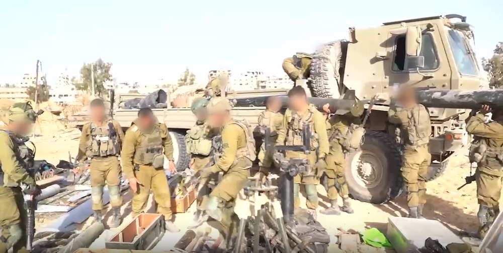 Armata israeliană anunţă că a descoperit unul dintre cele mai mari depozite de arme din Gaza VIDEO