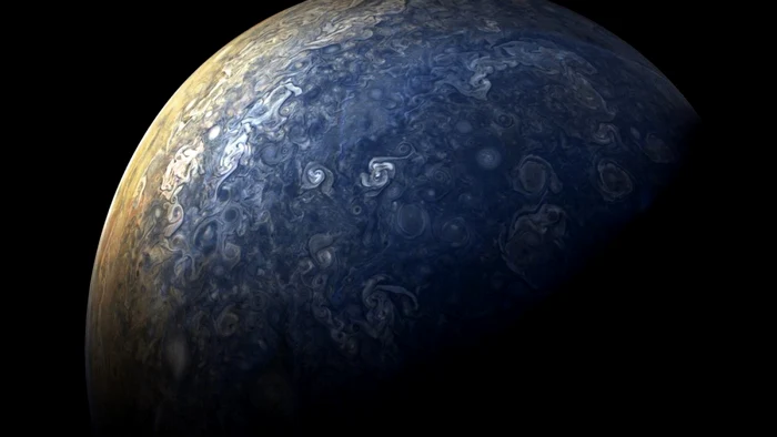 jupiter pol nord juno foto NASA/JPL-Caltech/SwRI/MSSS/Gerald Eichstädt/Seán Doran