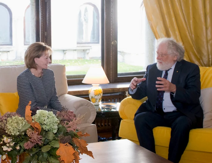 Majestatea Sa Margareta și profesorul Anton Zeilinger, laureat al Premiului Nobel pentru Fizică   Daniel Angelescu, Casa Majestății Sale  (3) jpeg