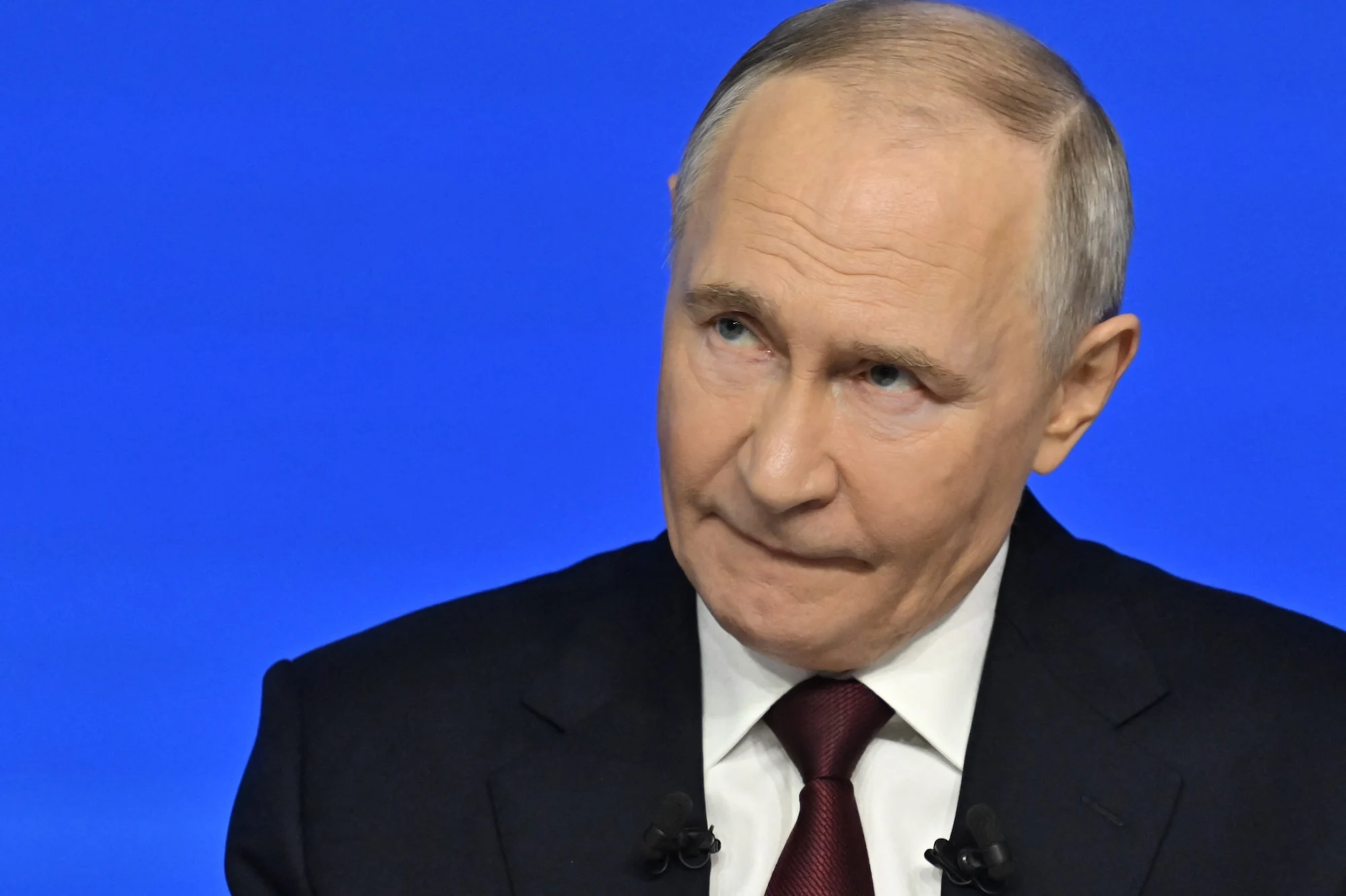 Putin, confruntat cu o întrebare fără ocolișuri: „Război sau pace?” Liderul de la Kremlin i-a dat cuvântul unui „erou” al Rusiei