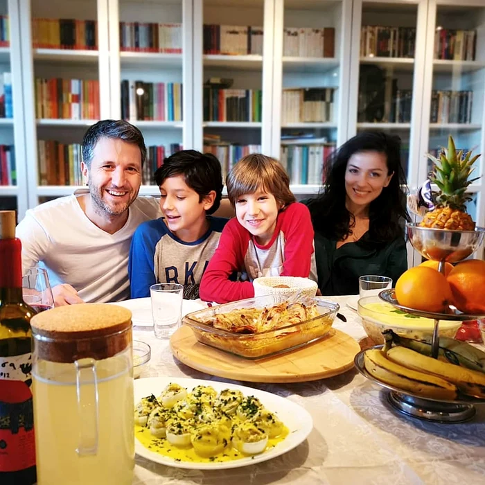 Andi Moisescu şi Olivia Steer au doi băieţi