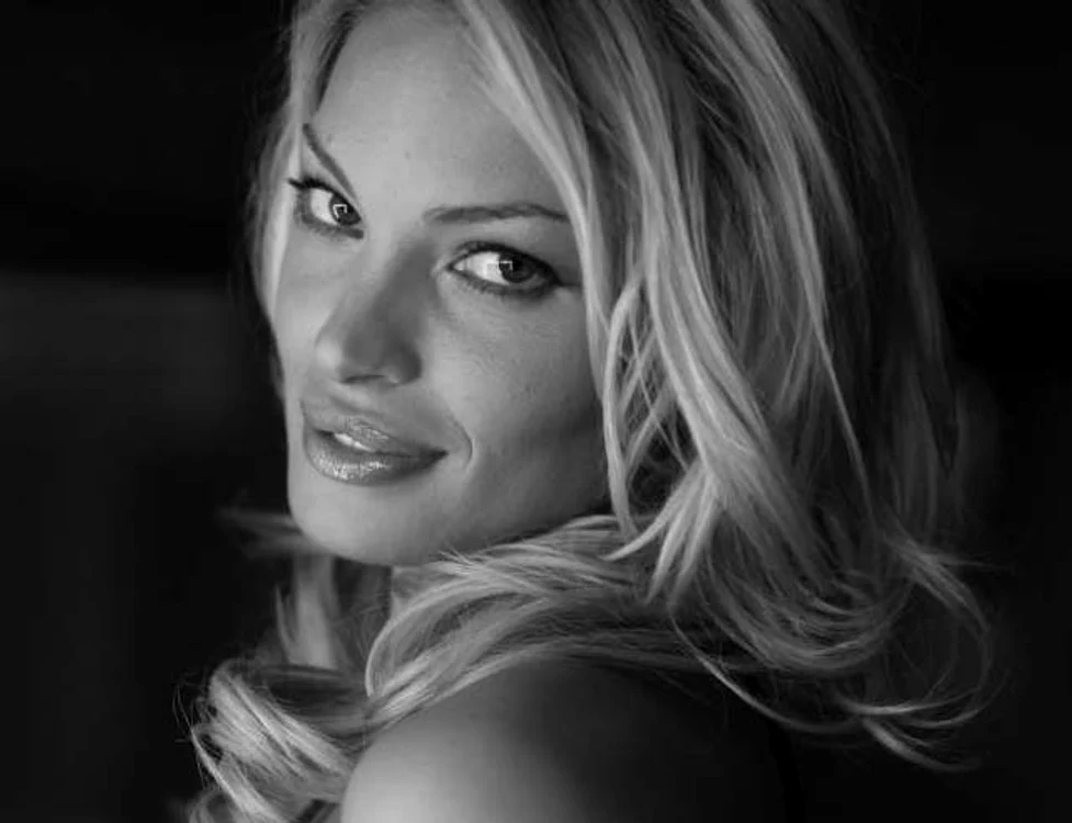 
    Valentina Pelinel, mesaj incredibil pentru Critian BoureanuFOTO: Arhiva personală  