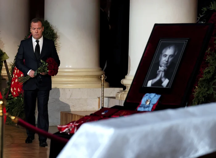 Medvedev la funeraliile lui Gorbaciov FOTO EPA-EFE
