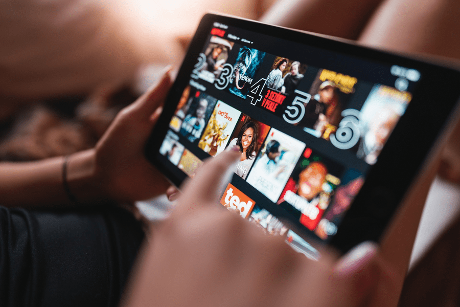 Netflix reduce prețul abonamentelor în mai multe țări, pentru a menține creșterea numărului de abonați