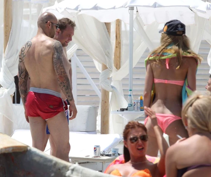 O domnişoară i-a atras atenţia lui Giani