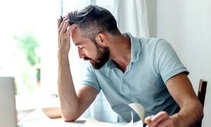 barbat oboseala 990x660 jpeg