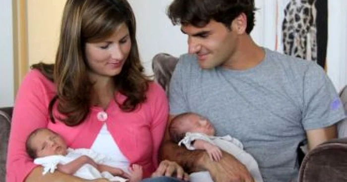 TENIS: Gemenele lui Federer, pe Facebook