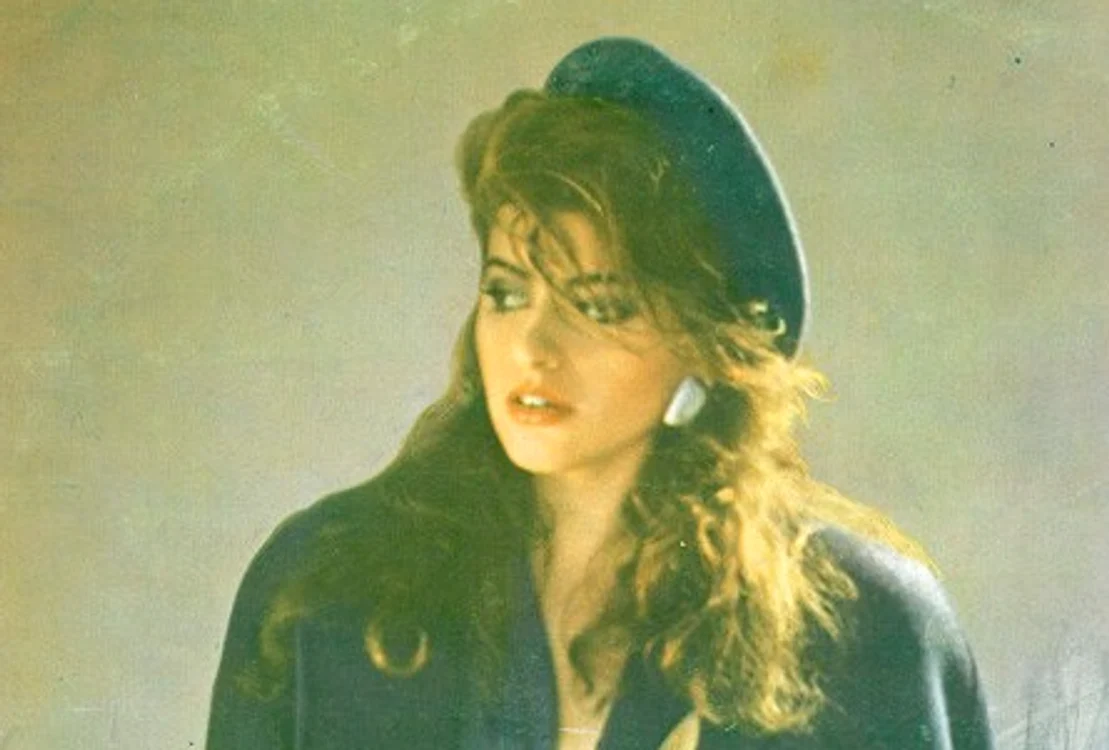 
    Loredana Groza a lansat piesa ”Buna seara, iubite!” în 1987, cu participarea regretatului Ion Caramitrufoto: copertă  