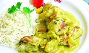 Frigărui de curcan cu sos de curry jpeg