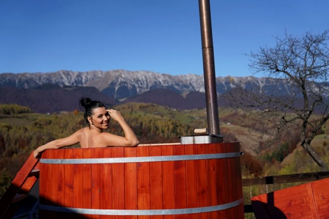 
    Anul trecut a ales  vacanțele în țară  
