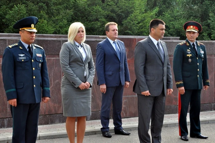Noul viceministru al Apărării şi comandantul Armatei naţionale au fost prezentaţi corpului de comandă FOTO Army.gov.md