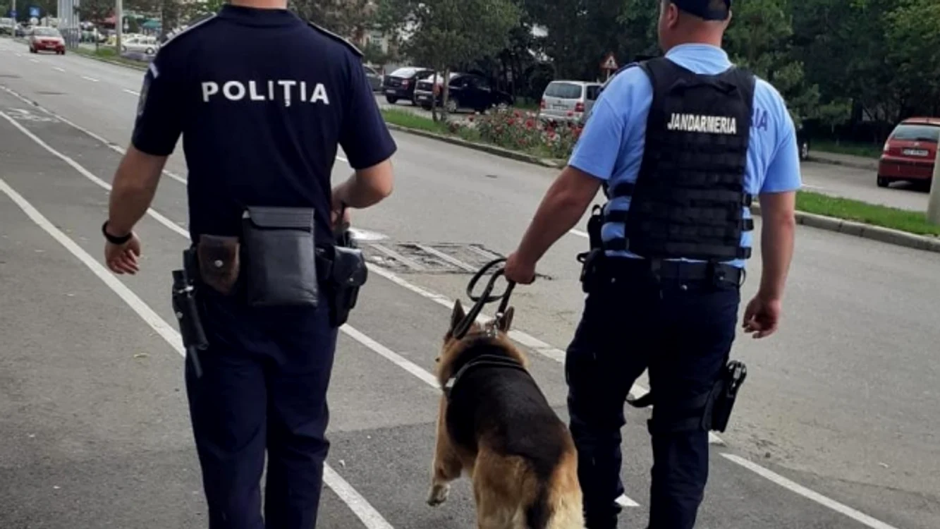 Jandarmii, alături de poliţişti, la datorie de sărbătoarea Rusaliilor FOTO Adevărul