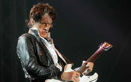 joe perry dorin constanda