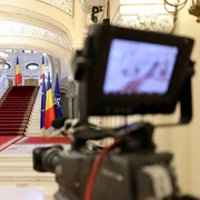 Dezbaterea electorală organizată de televiziunea Digi 24 înaintea turului 1 al alegerilor prezidențiale, în București. FOTO Inquam Photos / Octav Ganea