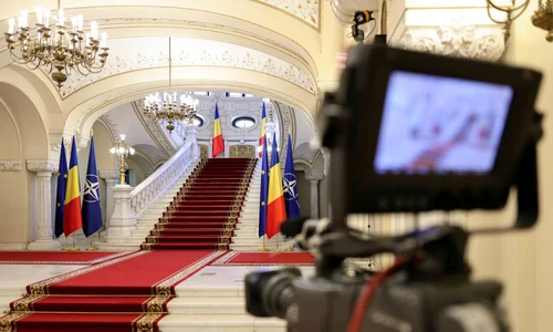 Dezbaterea electorală organizată de televiziunea Digi 24 înaintea turului 1 al alegerilor prezidențiale, în București. FOTO Inquam Photos / Octav Ganea