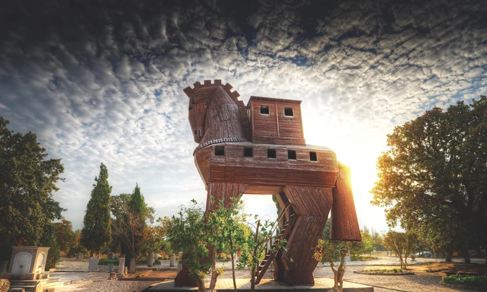 Calul Troian (@Shutterstock) jpg